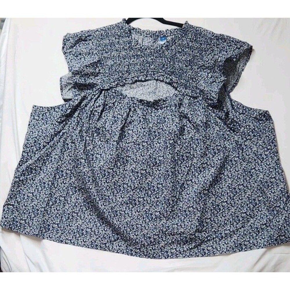 Old Navy Womens 4X Boho Floral 30Wx24L  Round Neck Blue Stretch Top